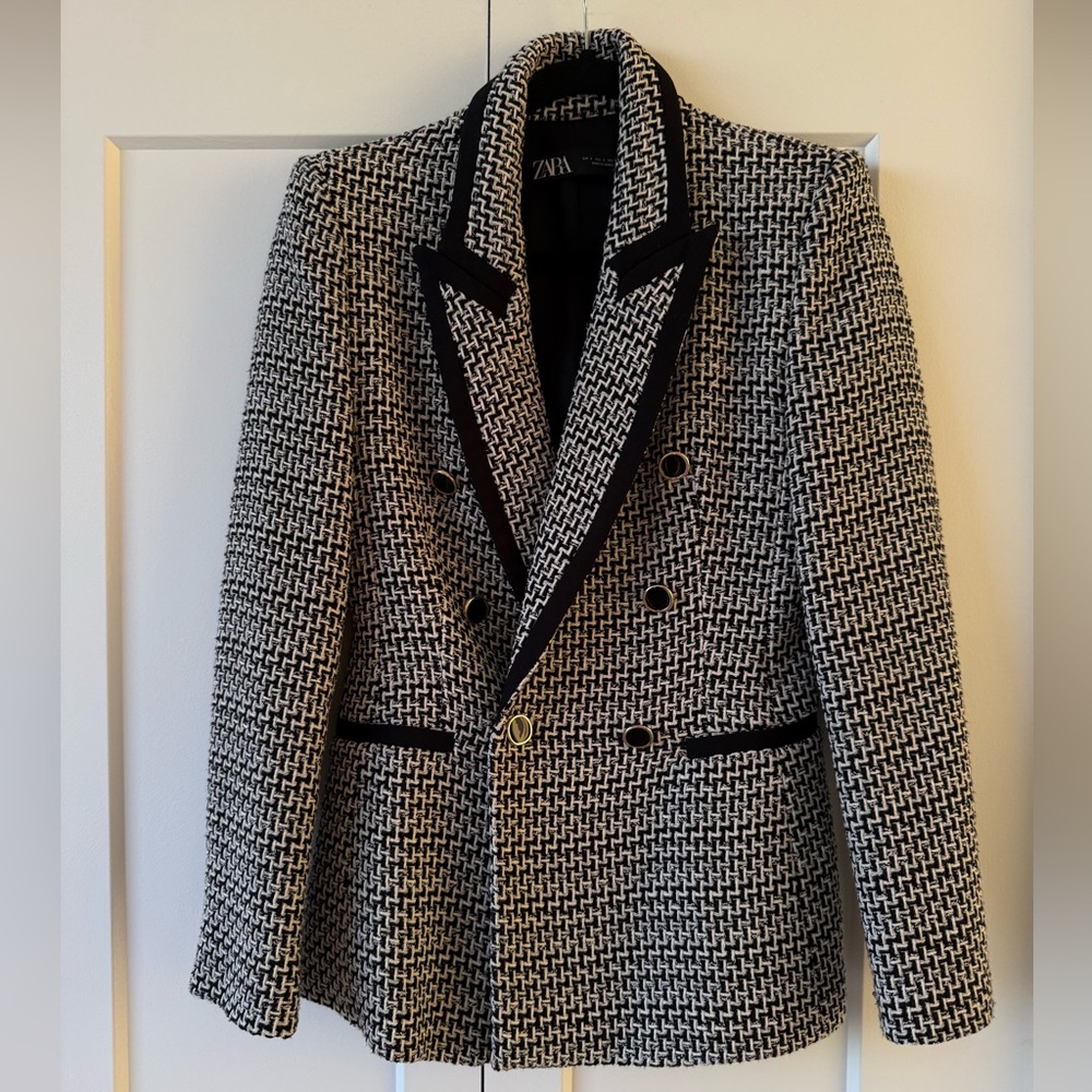 Zara Black and White Tweed Double-Breasted Blazer with Contrast Trim